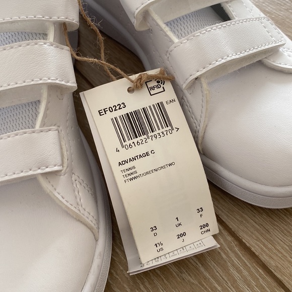 Adidas Stan Smith Velcro 3 strap sneakers, white w/green back, size 1.5, NWT - Picture 11 of 11